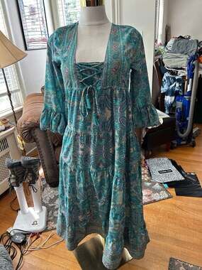 Boemo dress size small